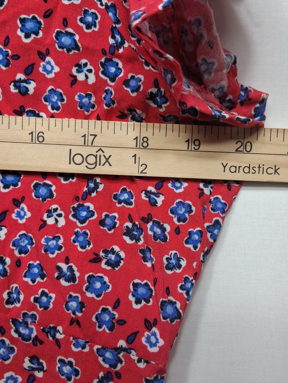 Button-Front Red Floral Mini Dress - Picture 9 of 11